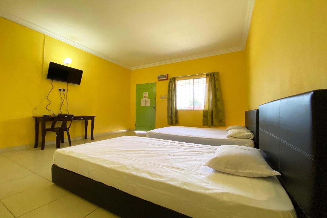 Oyo 90268 Lohan Point Lodge Ranau Buitenkant foto
